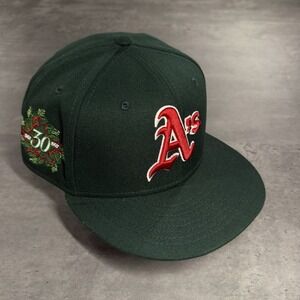 Oakland Athletics Hat New Era Cap 7 3/4‎ Green Red Christmas Spice Berry Patch